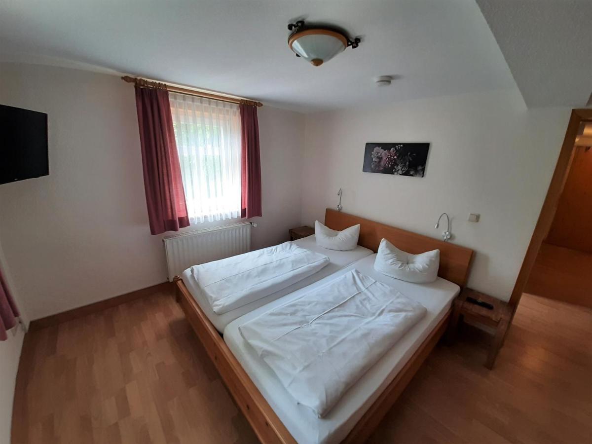 Landhotel Gemeindeschaenke Wanfried エクステリア 写真
