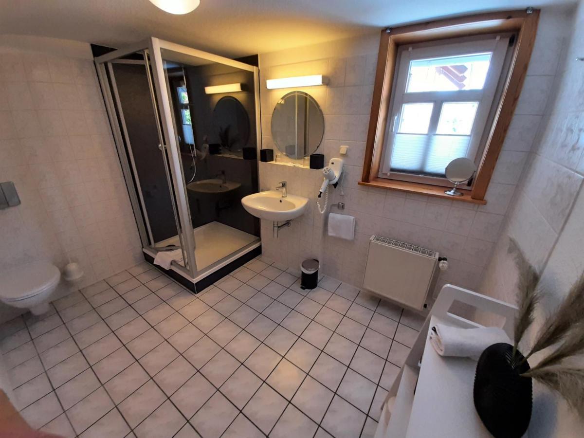 Landhotel Gemeindeschaenke Wanfried エクステリア 写真